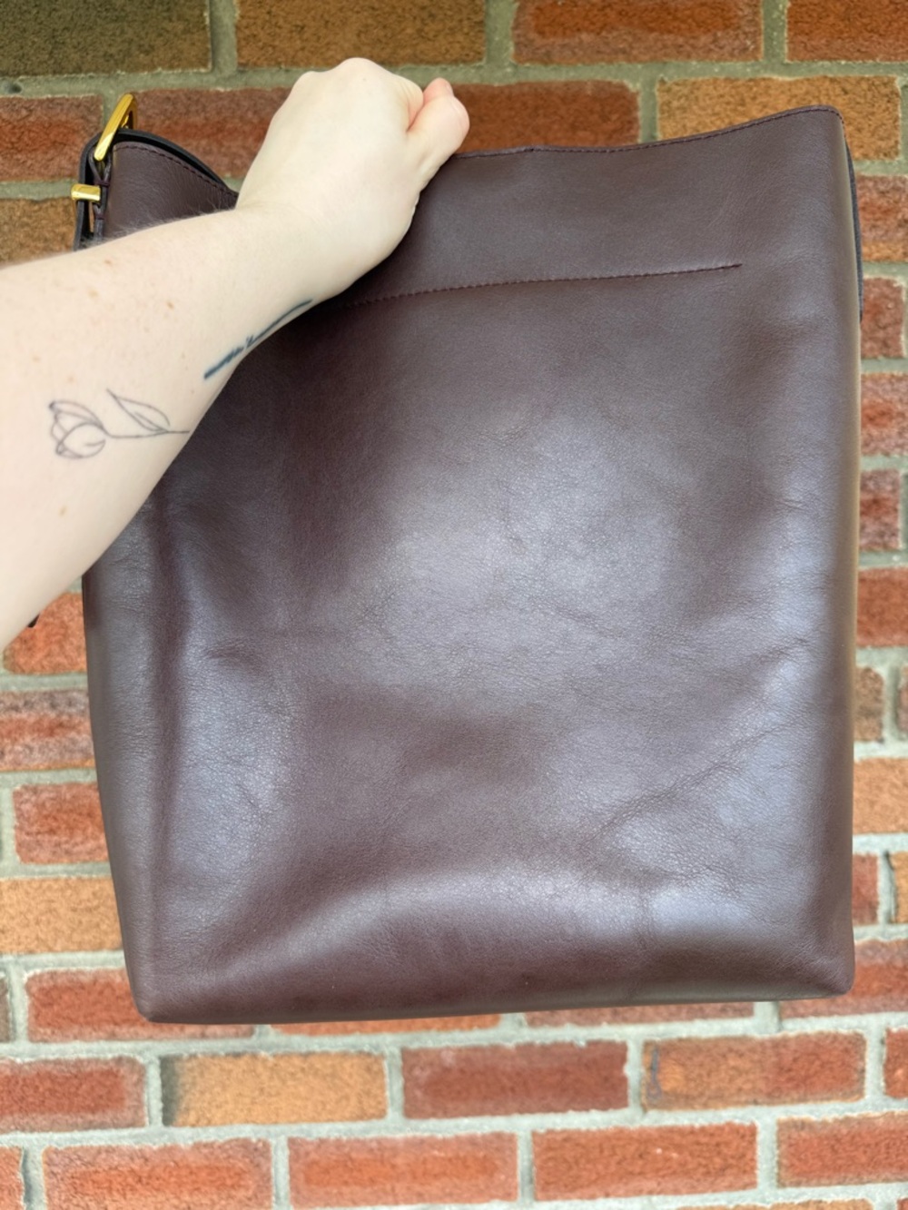 MADEWELL Essential Bucket Tote - Picture 12 of 13